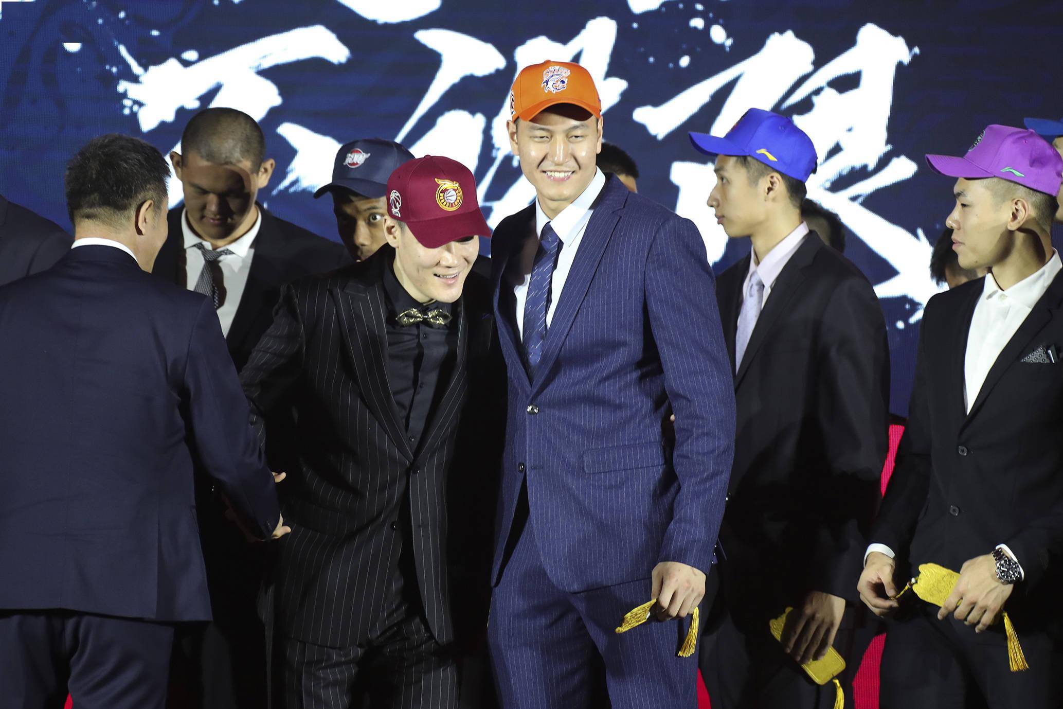 赛地聚焦——欧篮联清晨热度飙升,布莱顿复出首秀,底气十足,细节决定成败的简单介绍 赛地聚焦——欧篮联清晨热度飙升,布莱顿复出首秀,底气十足,细节决定成败的简单介绍